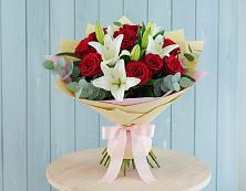 Букет цветов из:  Лилии и Розы #REPLACE_PRED# Шум Ленинградская область