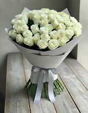 Букет 35 Белых роз в Шум Ленинградская область
