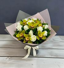 Букет цветов из:  Орхидеи и Розы #REPLACE_PRED# Шум Ленинградская область