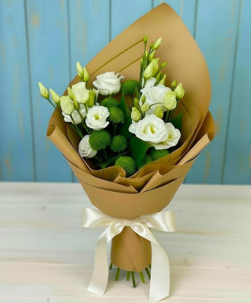 Букет цветов из: Хризантемы и Лизиантусы в Шум Ленинградская область