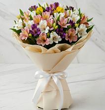 Букет цветов из:  Альстромерии в Шум Ленинградская область