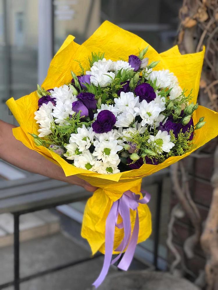 Букет цветов из: Ирисы, Хризантемы и Ромашки в Шум Ленинградская область