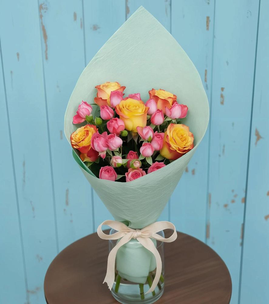 Букет цветов из: Розы в Шум Ленинградская область