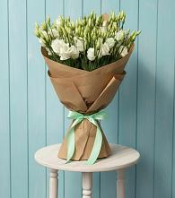 Букет цветов из:  Лизиантусы в Шум Ленинградская область