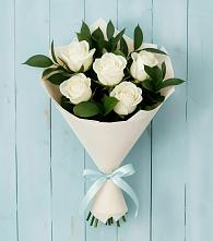 Букет цветов из:  Розы в Шум Ленинградская область
