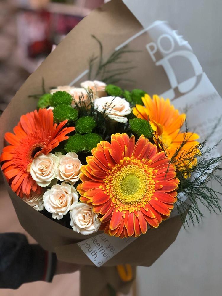 Букет цветов из: Герберы, Хризантемы и Розы в Шум Ленинградская область