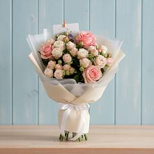 Букет цветов из:  Розы в Шум Ленинградская область