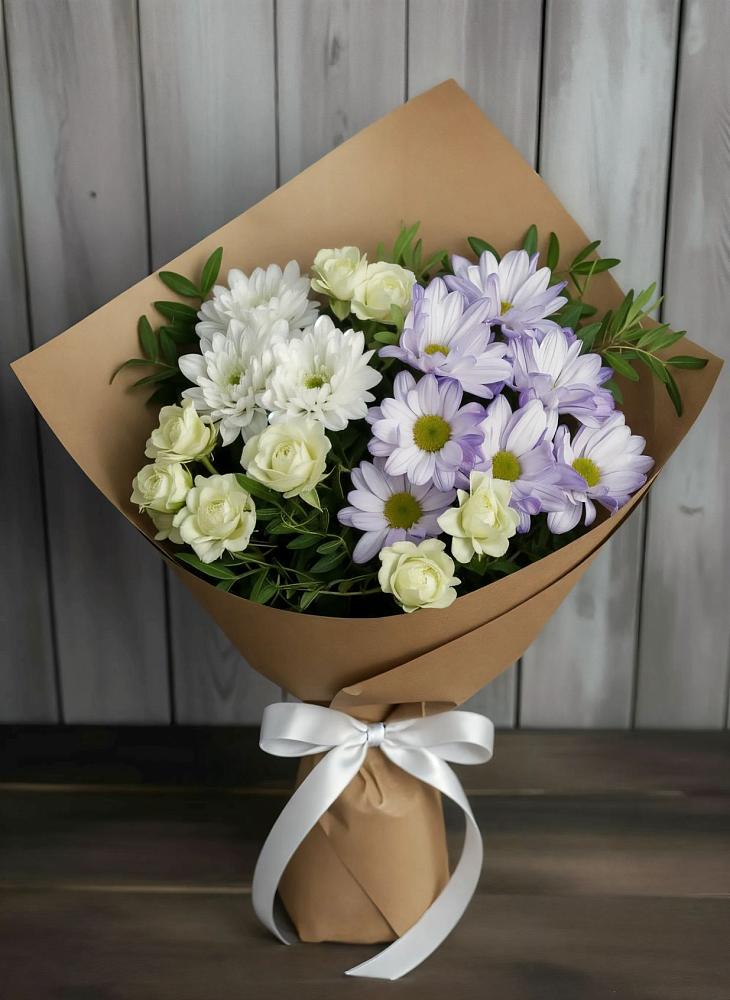 Букет цветов из: Хризантемы и Розы в Шум Ленинградская область